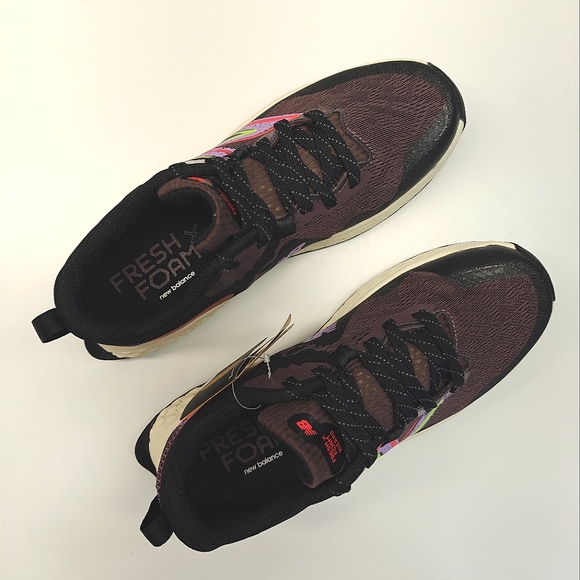 New Balance Fresh Foam Hierro V7 GTX Megagrip Trail Running Sneakers Women's 9.5 - Picture 6 of 11